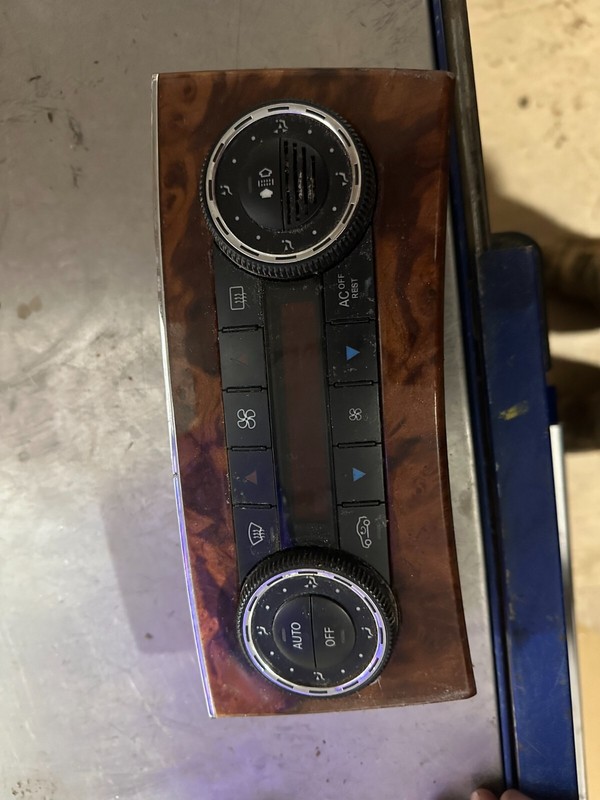 03-05 CLK320 CLK500 CLK55 209 TYPE OEM HEATER A/C AC CLIMATE CONTROL PANEL