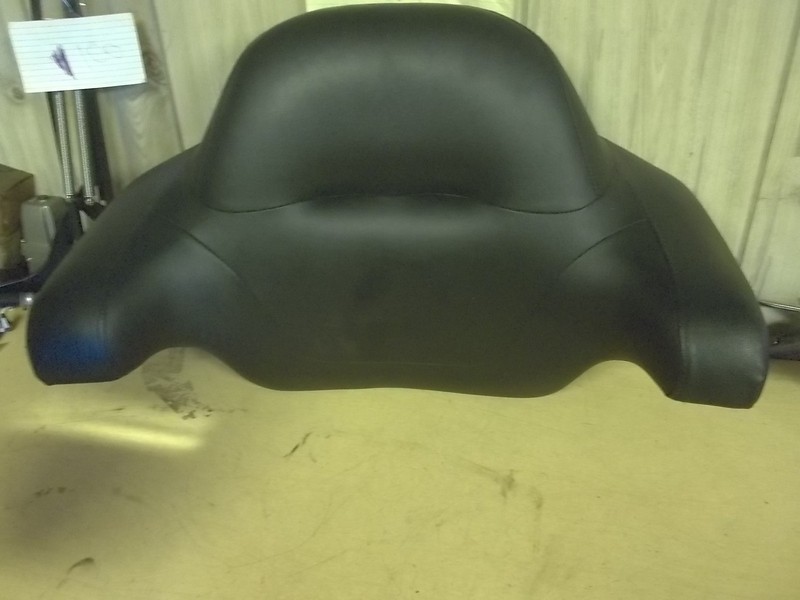 Harley Davidson P52300053 826301 AR62594 Padded Backrest *FREE SHIPPING*