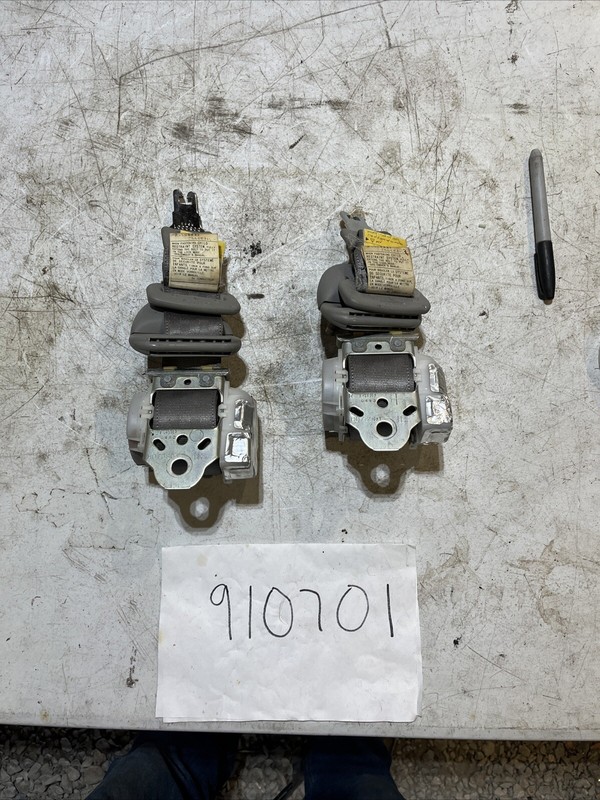 2008 TOYOTA HIGHLANDER HYBRID RIGHT LEFT 3RD ROW SEAT BELT RETRACTOR SET
