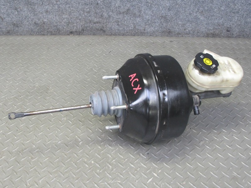2004-2008 CADILLAC XLR POWER BRAKE BOOSTER MASTER CYLINDER FLUID RESERVOIR