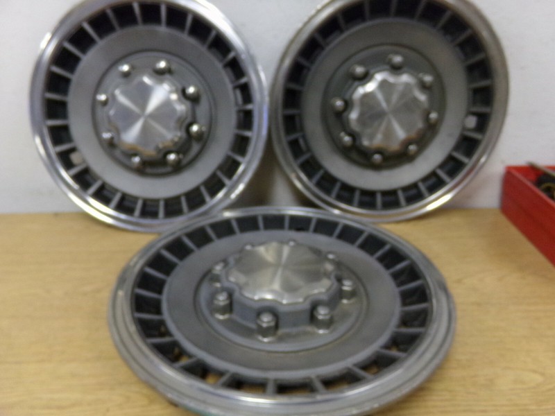 Ford BP-8929 Cab.-4 R/M 66023 Hubcaps, Lot of 3 *FREE SHIPPING*