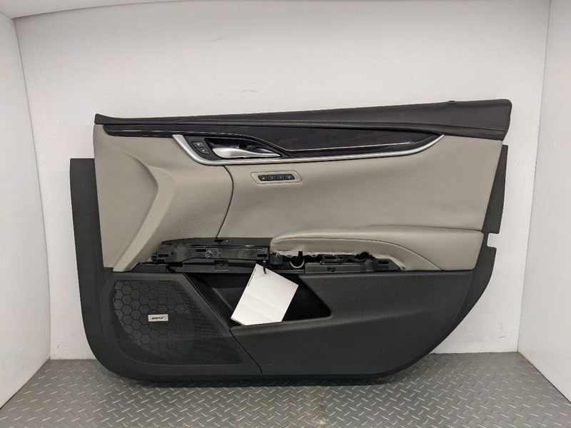2013 to 2016 Cadillac XTS Right Passenger Side Front Door Panel Cover OE 1163975
