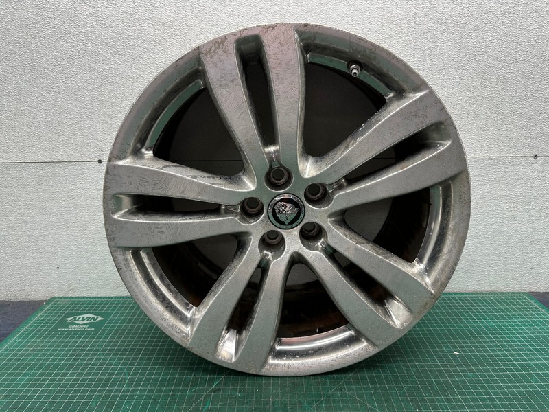 10-19 JAGUAR XJ XJR FACTORY 19" INCH ALLOY WHEEL RIM 10.0Jx19 OEM