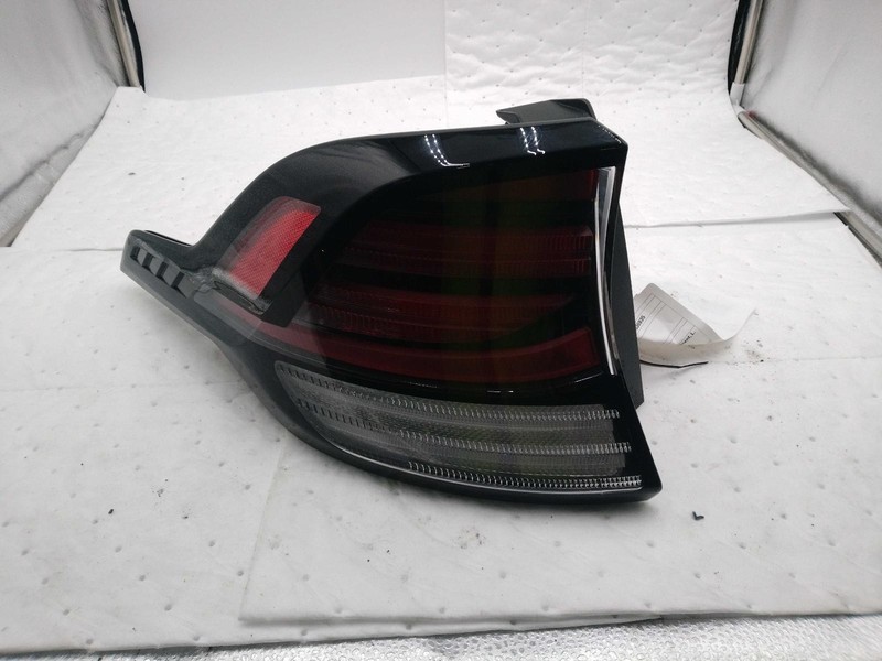 2023 KIA Sportage Left Tail Light Assembly Black OEM Used 32K Miles