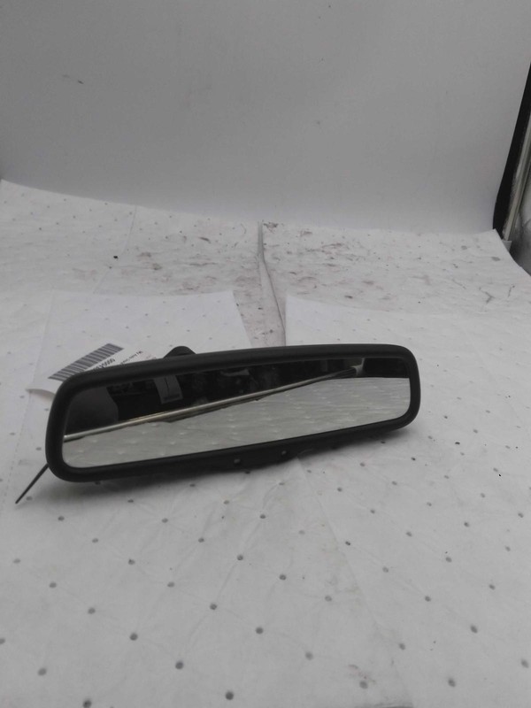 Used Front Center Interior Rear View Mirror fits: 2012 Ford Escape automatic dim