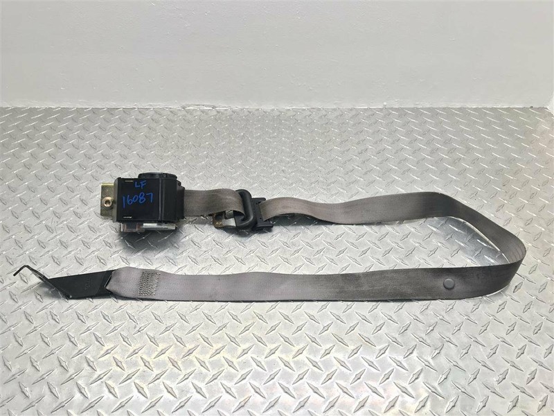 1999 LINCOLN NAVIGATOR DRIVER FRONT RETRACTOR OEM XL1Z-78611B09-AA