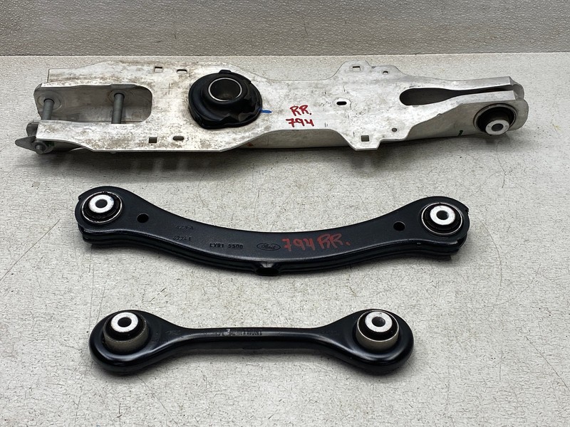 2024 FORD BRONCO SPORT REAR RIGHT PASSENGER SIDE CONTROL ARM SET OEM LOT794