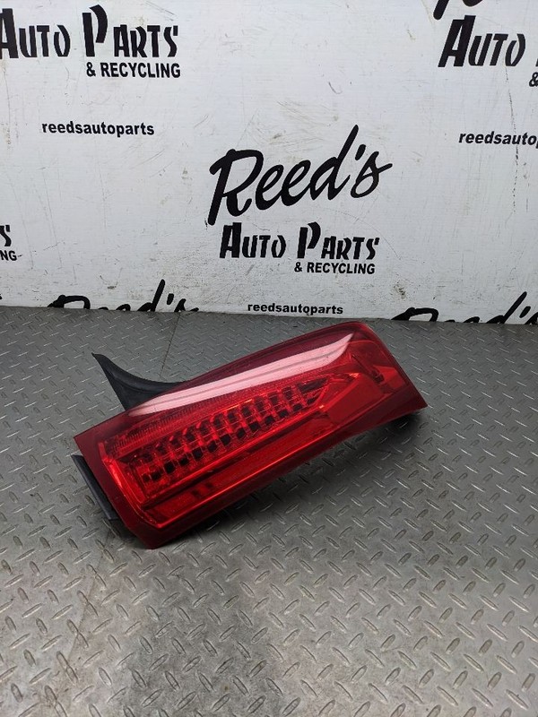 Passenger Right Tail Light Sedan Fits 13-18 ATS 1082112