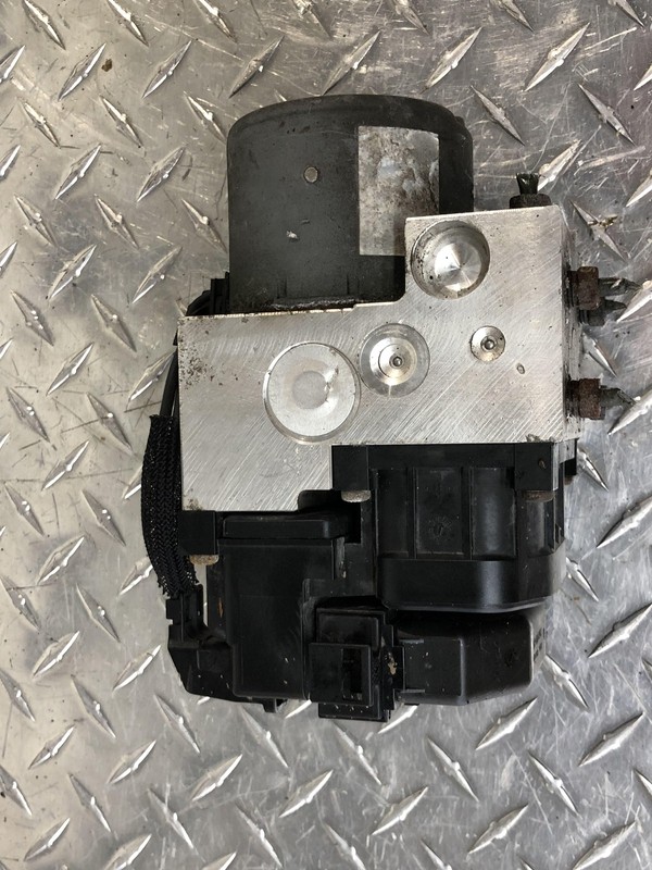 1999-2002 Subaru Forester ABS Pump Assembly Tested Oem