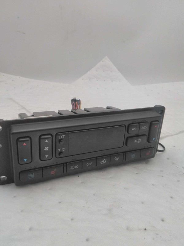 2005 Ford Expedition A/C Selector Switch OEM Black 138K Miles NJ25-27357-696626