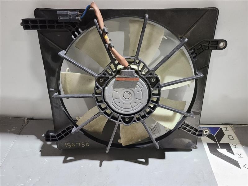 Passenger Radiator Fan Motor Fan Assembly Condenser Fits 09-14 TSX 561815