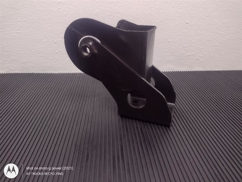 99-02 Nissan Quest 3.3L Front Engine Mount Bracket OEM 11275-7B000