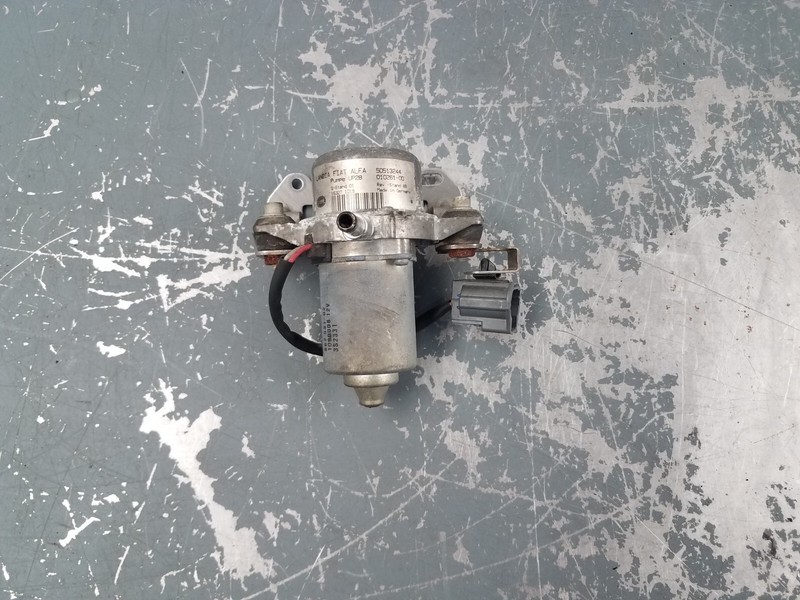 2017 Ferrari GTC4 Lusso Vacuum Pump #5020 L6