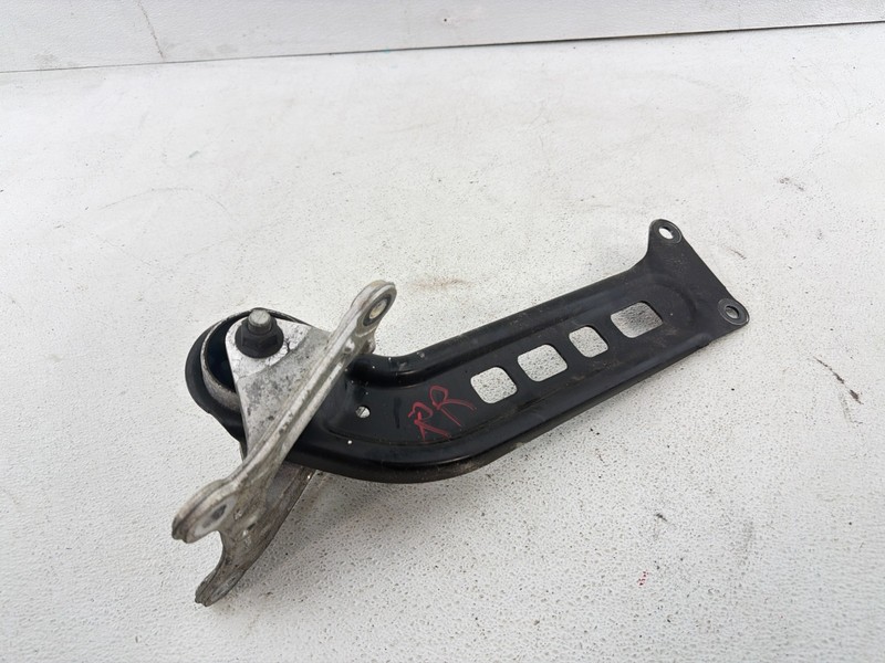 2016-2024 CHEVROLET MALIBU REAR RIGHT SIDE SUSPENSION TRAILING ARM OEM