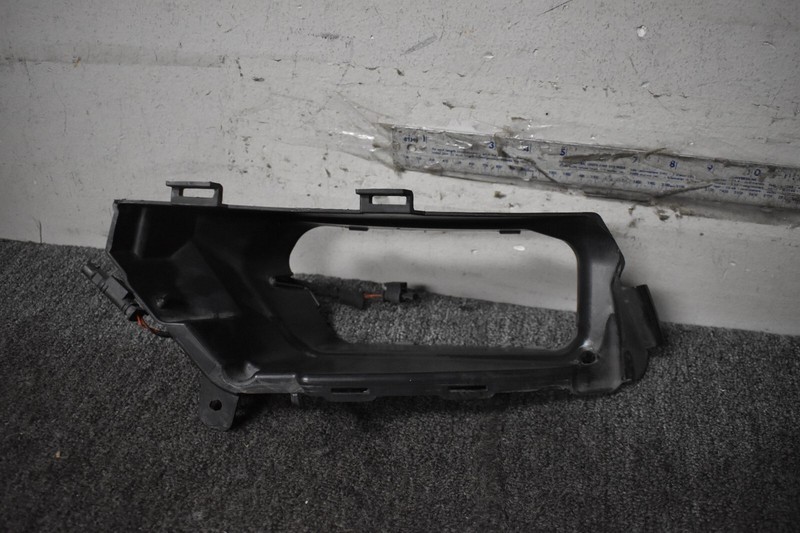 MERCEDES BENZ SL CLASS FRONT LEFT SIDE AIR DUCT FACTORY OEM