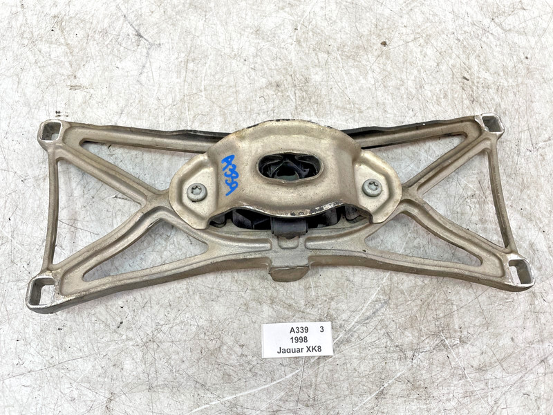 ✅ 1998-2003 OEM Jaguar XK8 XJ8 Engine Transmission Mounting Bracket W/ Support