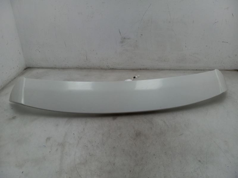 12-17 TOYOTA PRIUS C WHITE 082 REAR SPOILER