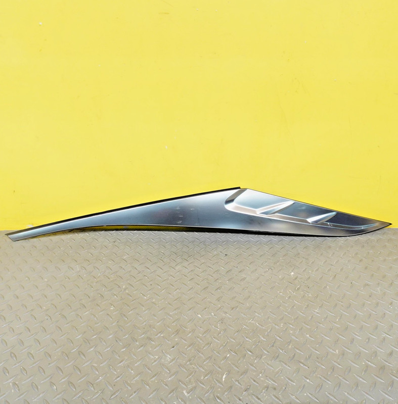2022-2024 HYUNDAI TUCSON REAR LEFT C PILLAR UPPER QUARTER PANEL MOLDING OEM