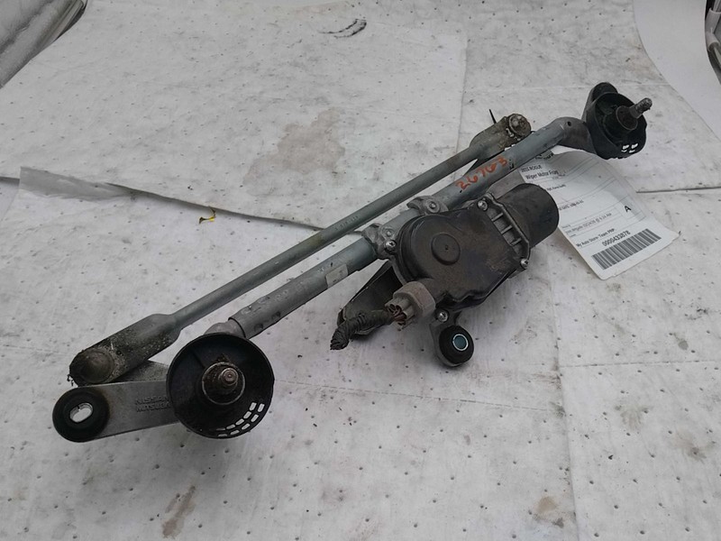 2015 Nissan Rogue Wiper Motor OEM 288104BA0A White 100K Miles
