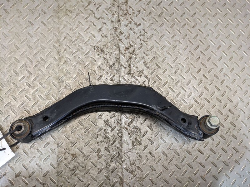 Passenger Right Upper Control Arm Rear Fits 11-17 JUKE 1176124