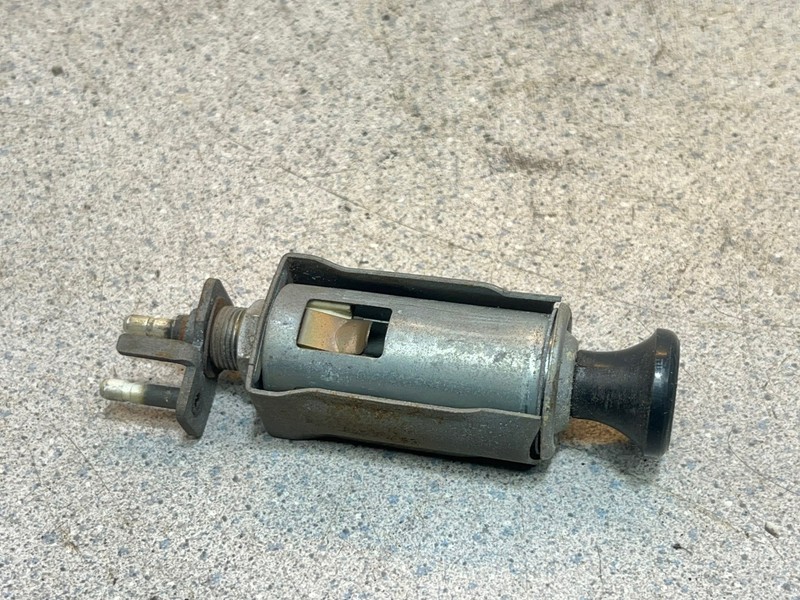 1963 Mercedes Benz W110 Fintail Cigarette Lighter Cigar Housing W 110