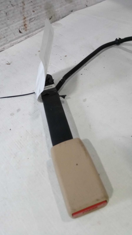 2013 Acura MDX OEM White Seat Belt Buckle 580909, 119k Miles, 4DR