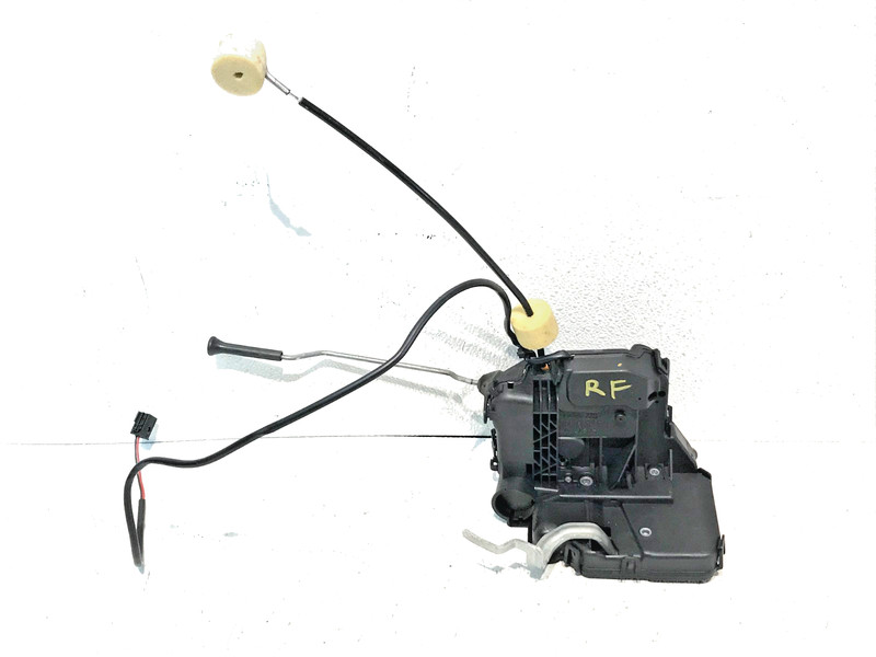 05-11 Mercedes W219 CLS500 Front Right Side Door Lock Latch Actuator OEM
