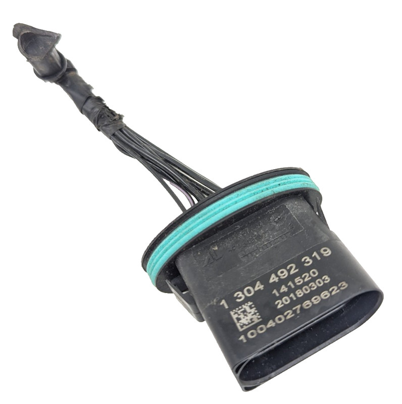 2015-2018 Mercedes-Benz C Class W205 Head light plug 1304492319