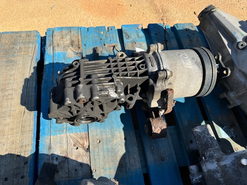 2013 INFINITI JX35 CVT AUTO AWD REAR CARRIER DIFFERENTIAL 2.466 RATIO