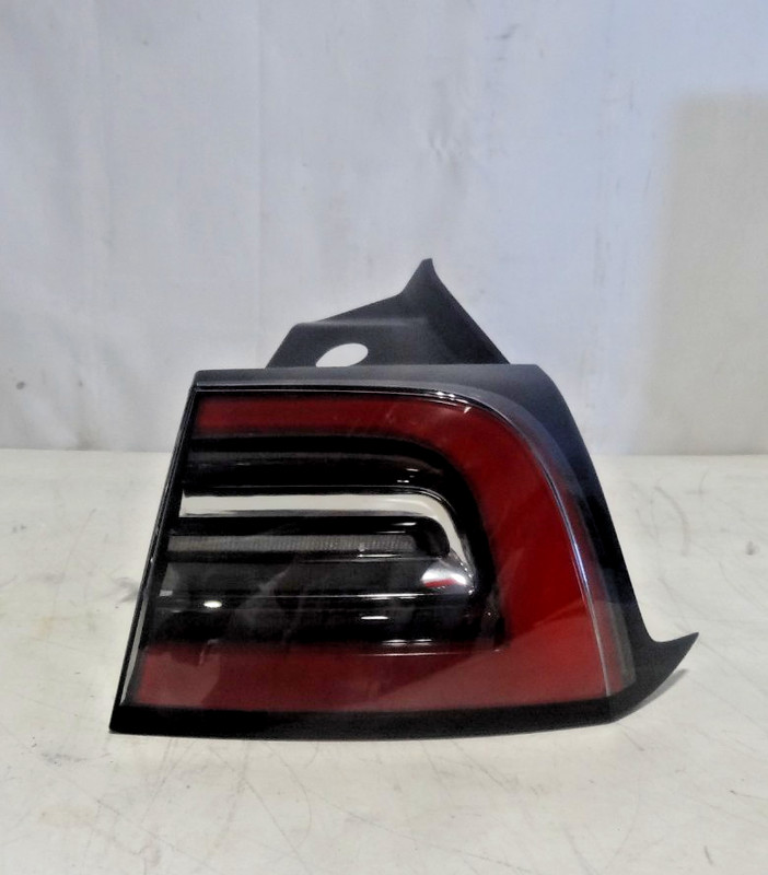 2020-2023 Telsa Model 3 Rear Right Outer Tail Light Original Factory Part/Oem