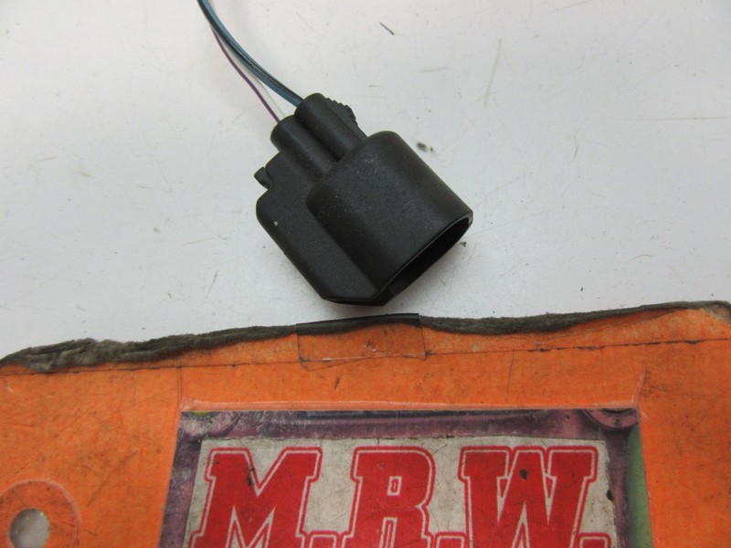 WIRE PLUG CONNECTOR REAR TAIL GATE TAILGATE HATCH LATCH TRUNK CARGO LIFT GATE