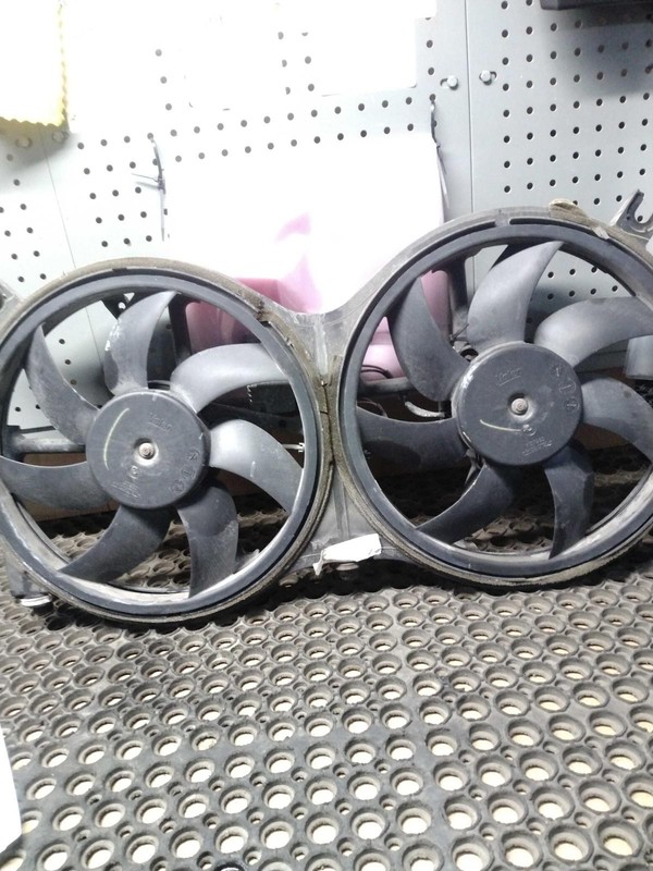2016 Nissan Pathfinder Engine Cooling Fan Motor OEM 214813JA0E 142K Miles