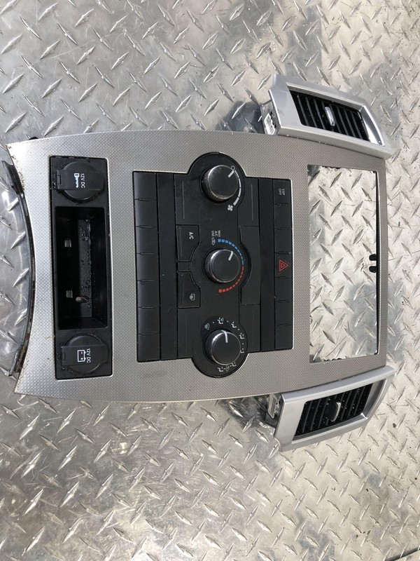 2007-2010 Jeep Grand Cherokee Climate Control With Bezel Complete Oem Tested