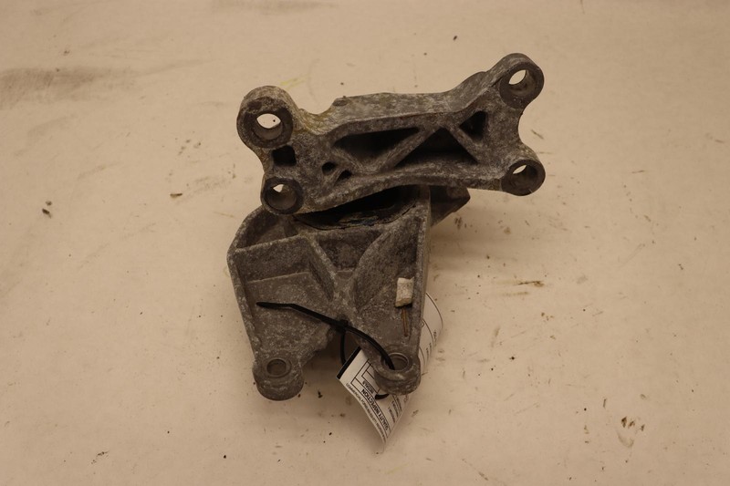 2010-2019 FORD FLEX 3.5L TURBO AWD LEFT UPPER A/T TRANSMISSION SUPPORT MOUNT OEM