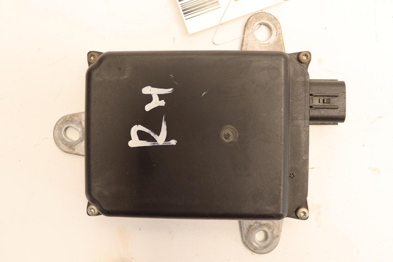 2014 LEXUS ES300H ES350 REAR RIGHT SIDE BLIND SPOT RADAR MODULE SENSOR OEM