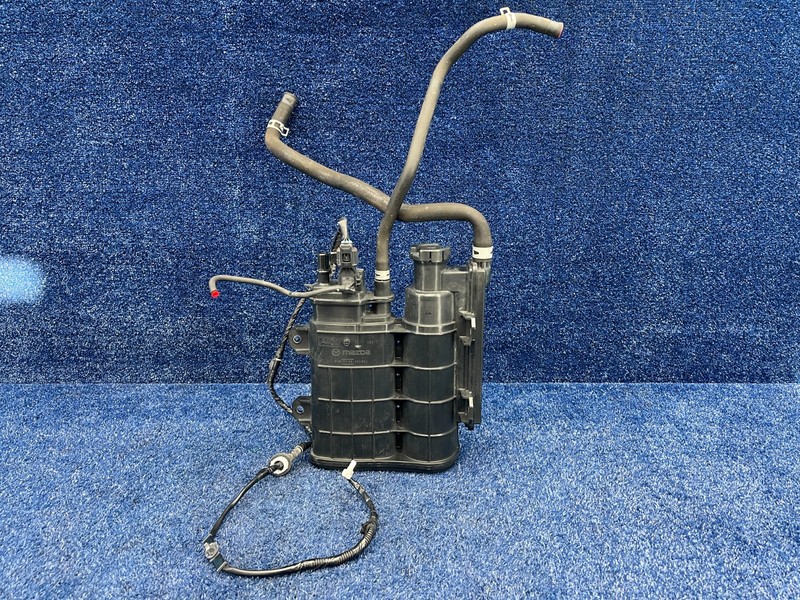2017-2020 Fiat 124 Spider Evap Charcoal Vapor Canister NA4L-67-SH0 OEM