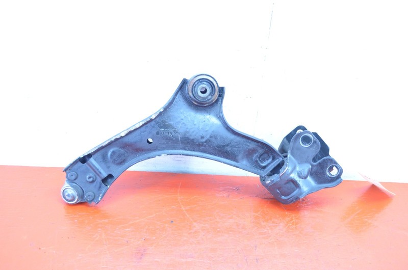 07-11 VOLVO S80 FWD FRONT RIGHT PASSENGER LOWER CONTROL ARM OEM