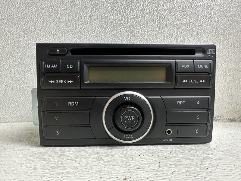2010-2011 Nissan Versa Single Disc Radio Stereo 2 DIN CD Player ID 28185ZW80D