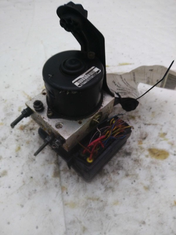 Used ABS Pump and Motor Assembly fits: 2005 Mini COOPER Assembly Conv w/o automa