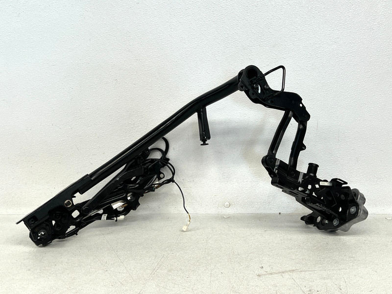 ⭐2009-2016 BMW Z4 REAR RIGHT CONVERTIBLE HINGE STRUT SHOCK BRACKET OEM LOT2596