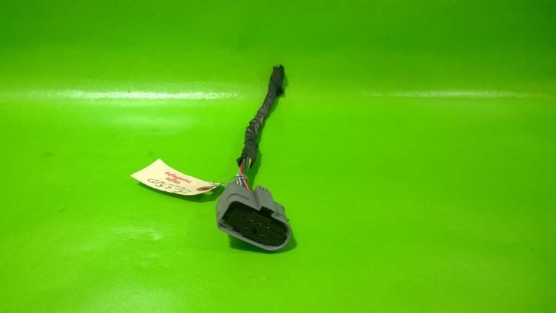 12-15 MERCEDES BENZ C350 PASSENGER RIGHT HID HEADLIGHT PIGTAIL WIRE OEM 3991-58