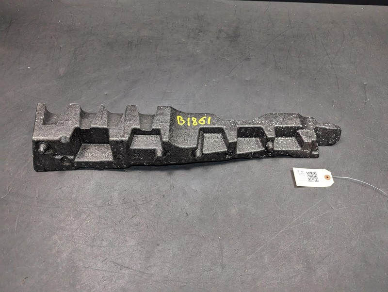 Rear Trunk Floor Right Foam Pad Insulator 2022 BMW X1 7425356 2016 2017 - 2021