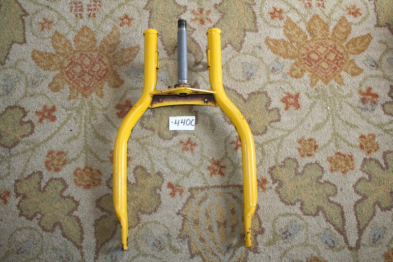 1981 Yamaha YT 125 Trimoto Triple Tree Front Fork OEM 81 A
