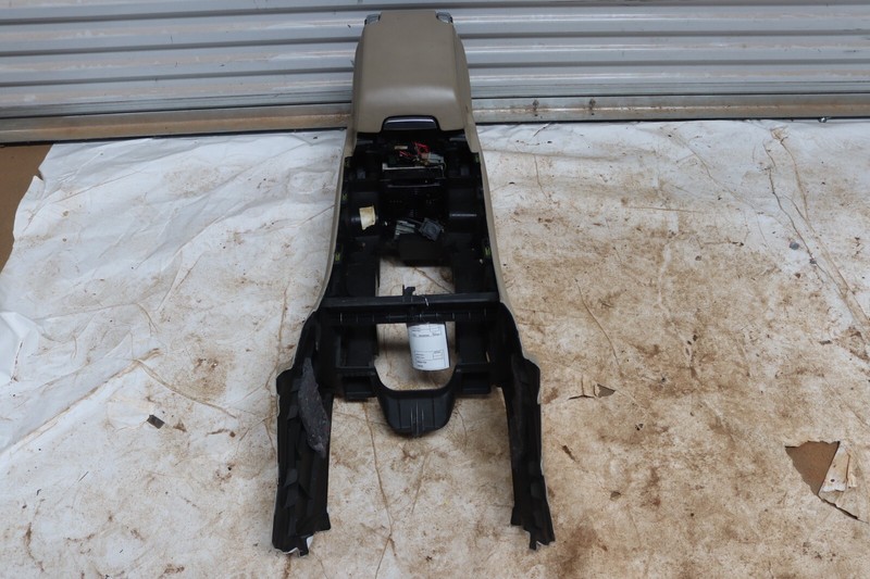 2010-2013 RANGE ROVER SPORT CENTER CONSOLE COMPARTMENT LEATHER ARMREST OEM