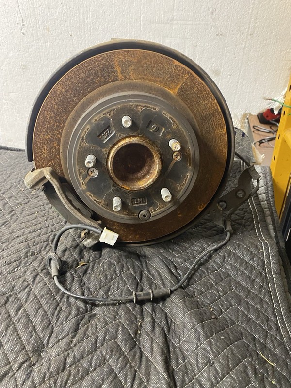 2012 Hyundai Sonata REAR Left Hub