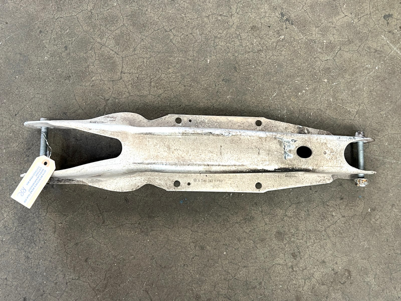 ⭐2014-2019 MERCEDES CLA250 REAR RIGHT LOWER SUSPENSION CONTROL ARM OEM LOT2631