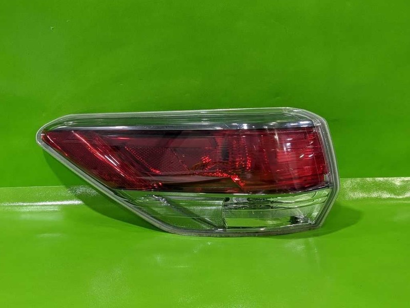 14 15 16 HIGHLANDER DRIVER LEFT TAILLIGHT LAMP OEM 4390-72