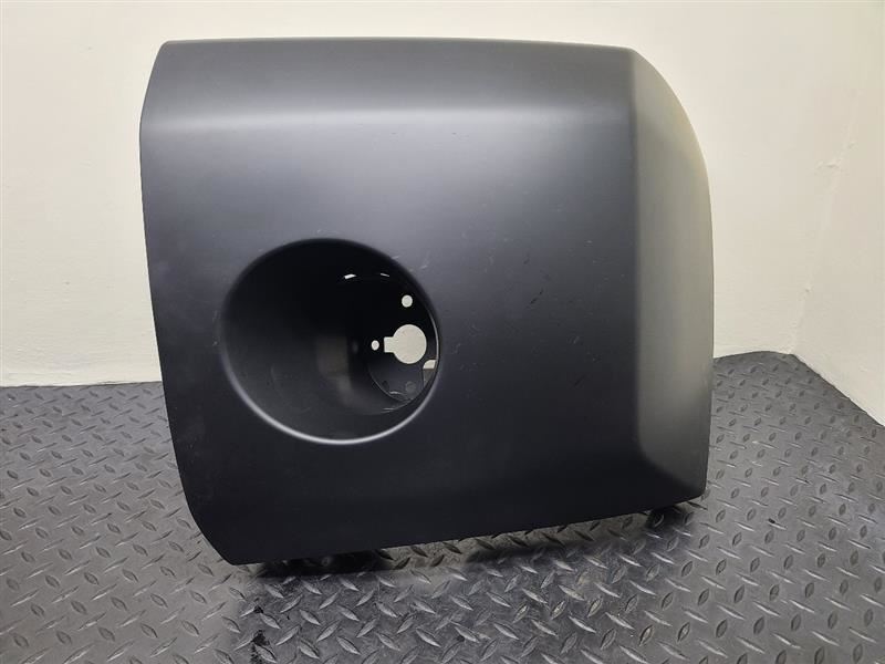 04-07 Nissan Titan Left Driver End Cap Only W/ Fog Light Black OEM 62024-7S220