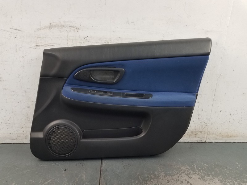 2005 04 05 Subaru WRX STi Right Front Passenger Door Panel - * #1066 VV4
