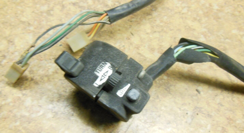 1980 Suzuki TS250 TS 250 Enduro Electrical Left Switches Controls Turn Lights 80